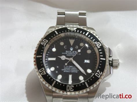 come riconoscere un rolex submariner vero da uno falso|Rolex Submariner review.